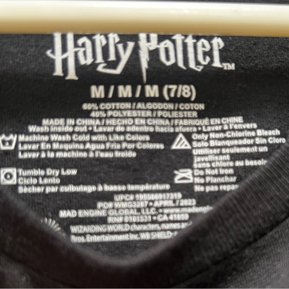 Harry Potter Hogwarts Crest Black T‑Shirt Kids Sz M 7/8 Cotton-Blend Casual - Picture 6 of 6